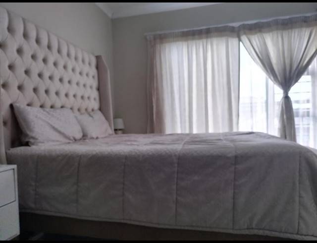 4 BEDROOM DUPLEX FOR SALE IN ALBERTSDAL